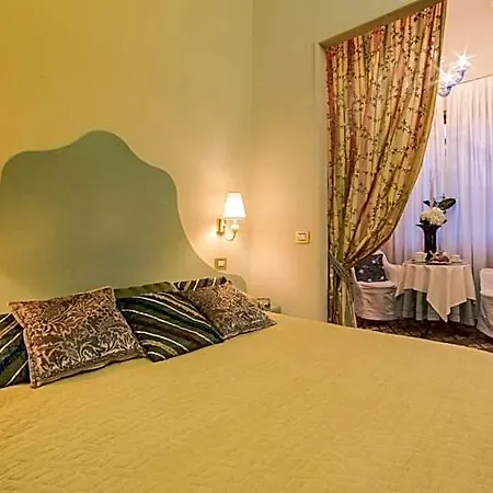 فندق مبيت وإفطار كا 'ديلا كورت 4*
