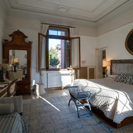 Couette-café Ca' Della Corte 4*