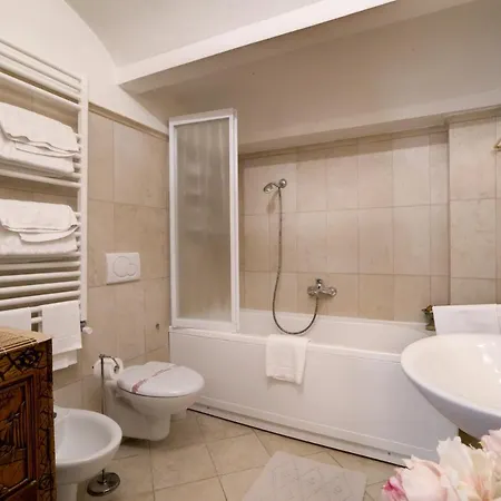 Ca' Della Corte Bed & Breakfast