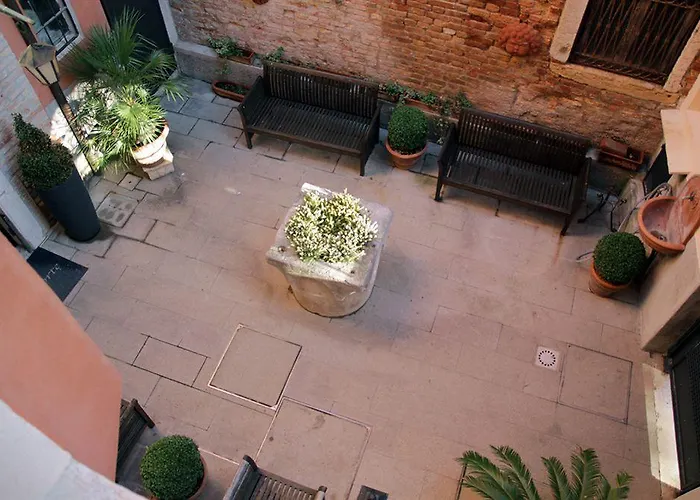 Ca' Della Corte Bed & Breakfast