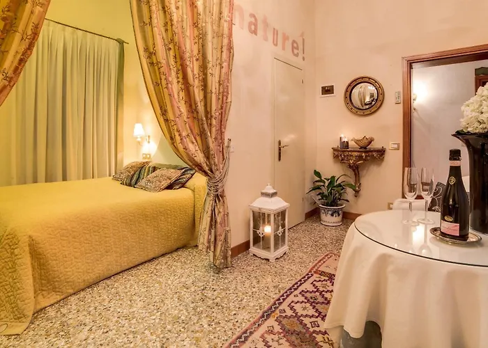 Ca' Della Corte Bed & Breakfast 4*