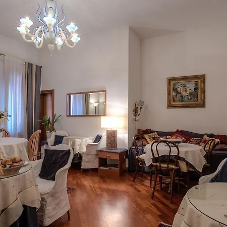 Ca' Della Corte 4* ונציה